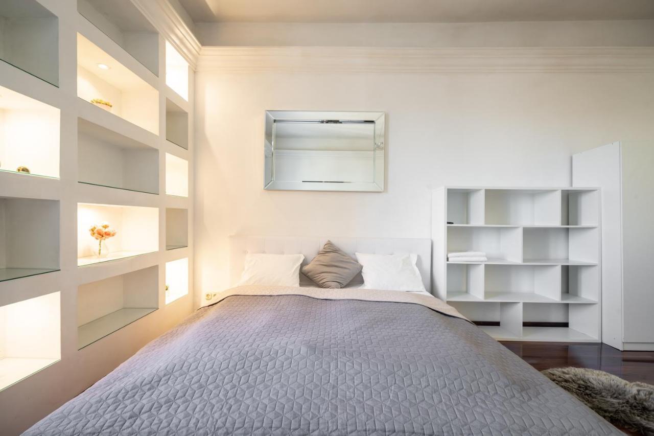 Basilica And Castle View Luxury Suite, Free Parking Reservation Needed Budapest Eksteriør bilde